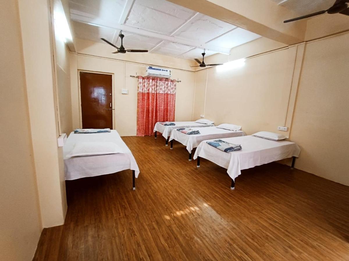 Nain Guest House Ujjain Bagian luar foto